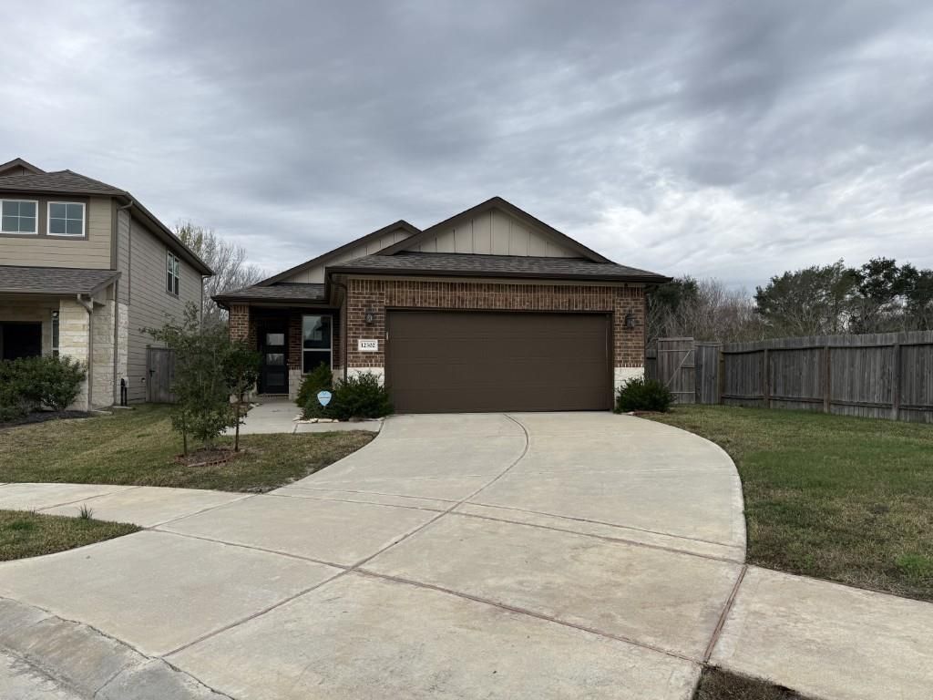 12302 Swae Lee, Houston, TX 77048