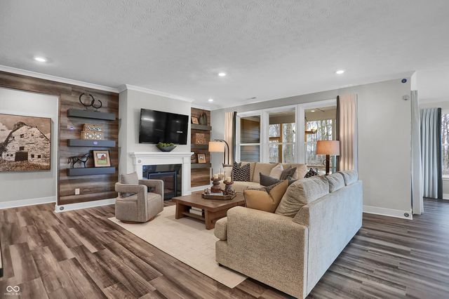 5280 Burnivale Lane, Avon, IN 46123