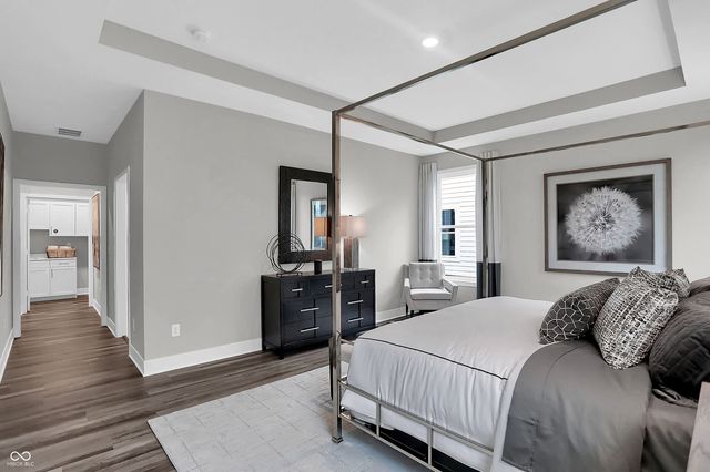 5280 Burnivale Lane, Avon, IN 46123