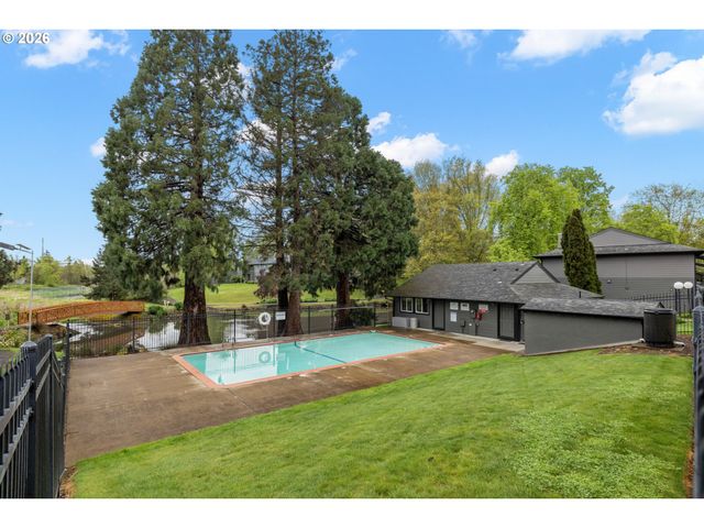 12608 Nw BARNES Rd 4, Portland, OR 97229