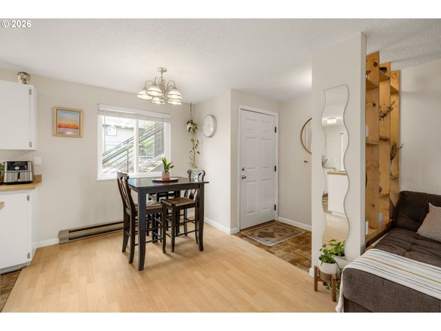 12608 Nw BARNES Rd 4, Portland, OR 97229