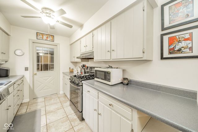 601 Woodmere Drive, Anderson, IN 46011