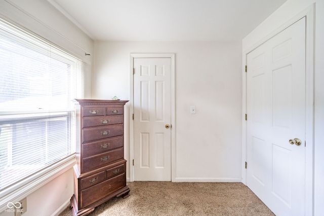 601 Woodmere Drive, Anderson, IN 46011
