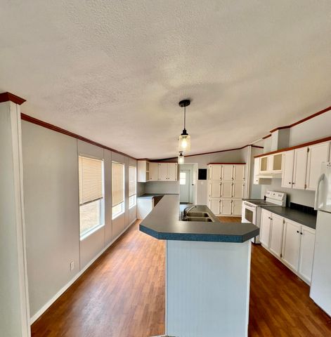 33831 Medford Road, Auberry, CA 93602