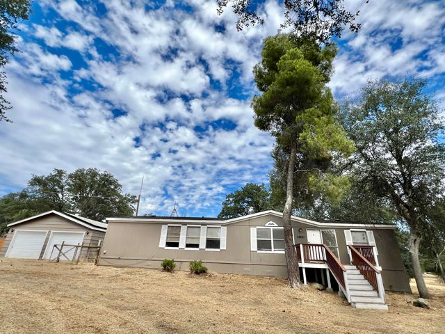 33831 Medford Road, Auberry, CA 93602