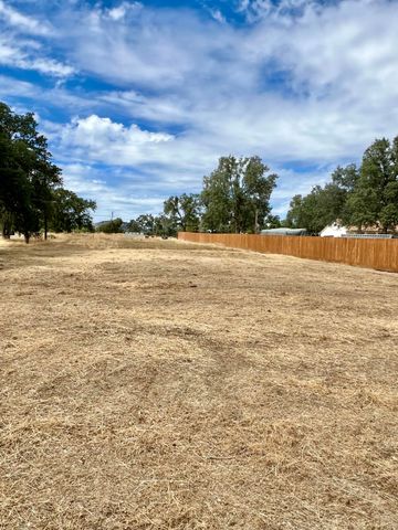 33831 Medford Road, Auberry, CA 93602