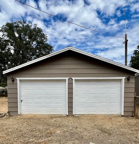 33831 Medford Road, Auberry, CA 93602