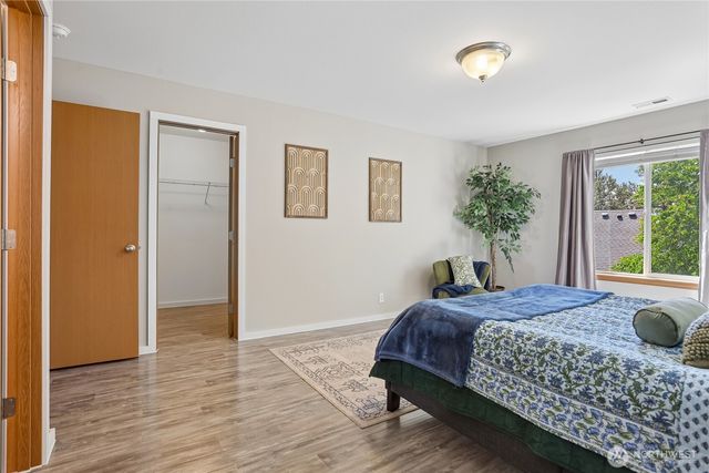 18413 SE 242nd Court, Covington, WA 98042