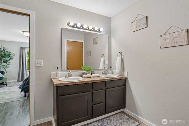18413 SE 242nd Court, Covington, WA 98042