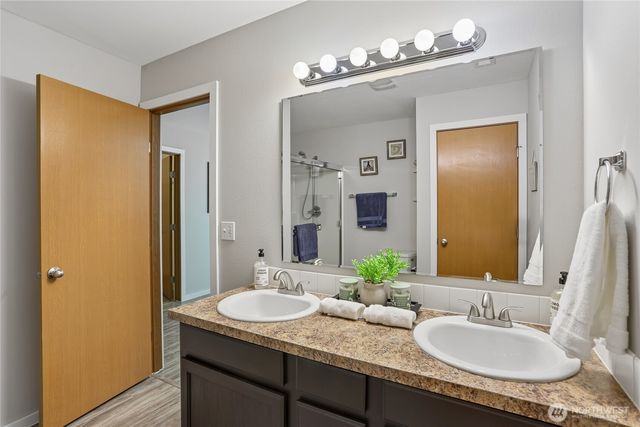 18413 SE 242nd Court, Covington, WA 98042