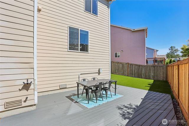 18413 SE 242nd Court, Covington, WA 98042