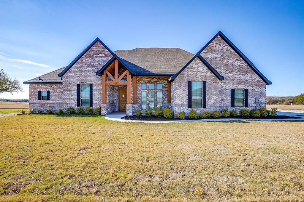 1845 Soda Springs Road, Millsap, TX 76066