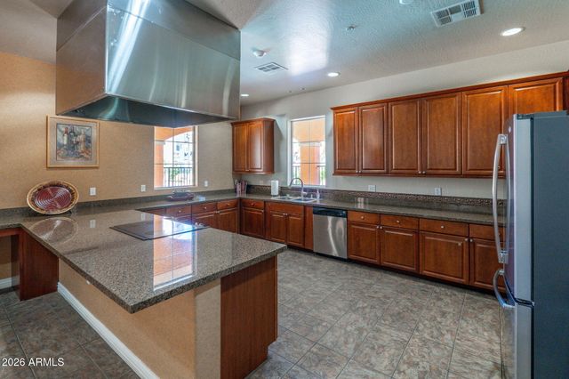 14575 W MOUNTAIN VIEW Boulevard 11217, Surprise, AZ 85374