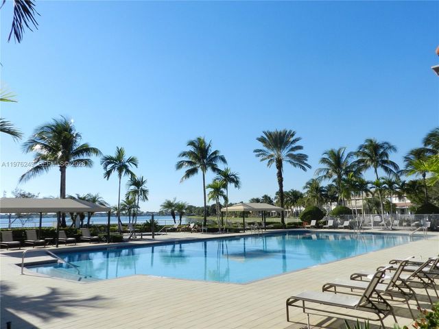 4808 SW 183rd Ave, Miramar, FL 33029