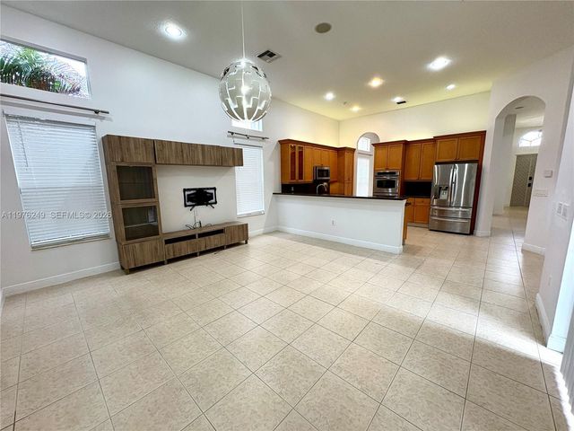 4808 SW 183rd Ave, Miramar, FL 33029