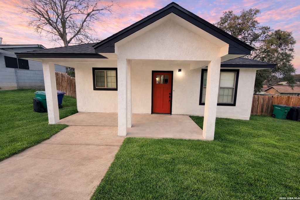 2307 McKinley, San Antonio, TX 78210