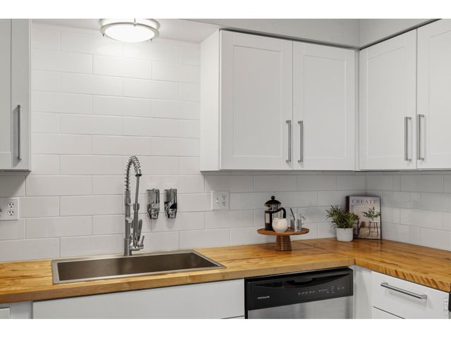 501 E 40th St, Loveland, CO 80538
