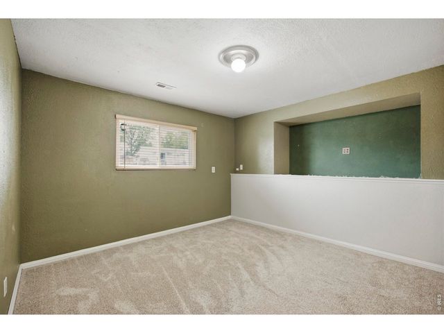 501 E 40th St, Loveland, CO 80538