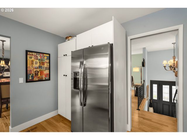 13705 Nw PETTYGROVE St, Portland, OR 97229