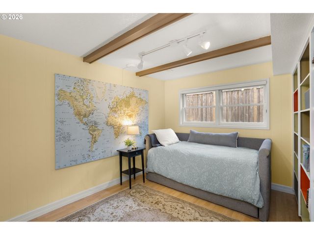 13705 Nw PETTYGROVE St, Portland, OR 97229