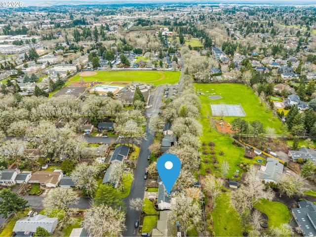 13705 Nw PETTYGROVE St, Portland, OR 97229