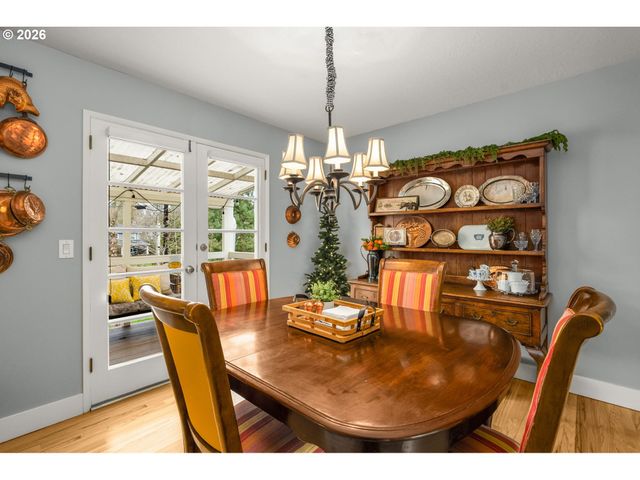 13705 Nw PETTYGROVE St, Portland, OR 97229