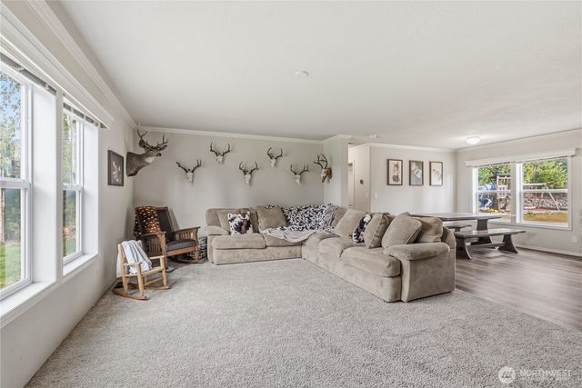 220 Songbird Lane, Longview, WA 98632