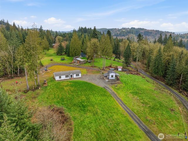 220 Songbird Lane, Longview, WA 98632