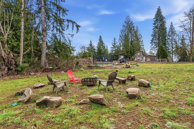 220 Songbird Lane, Longview, WA 98632