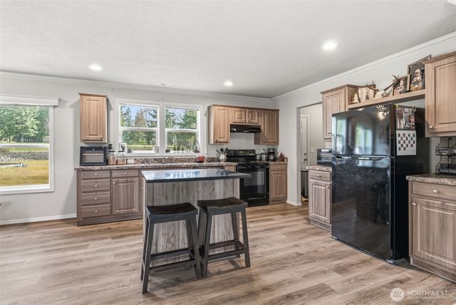 220 Songbird Lane, Longview, WA 98632