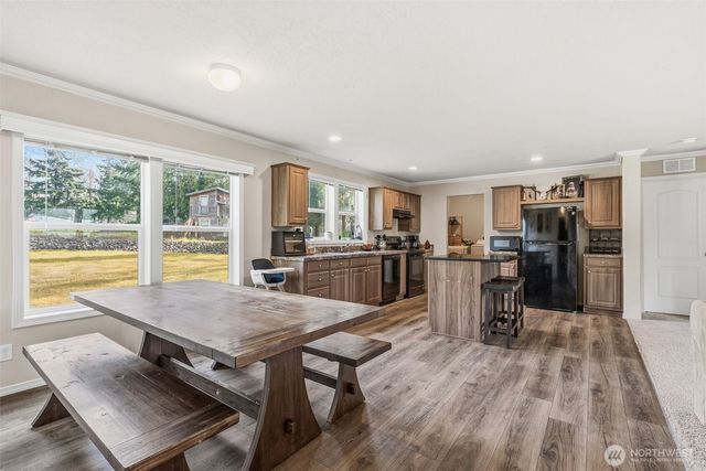 220 Songbird Lane, Longview, WA 98632