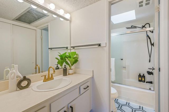 5300 E Waverly Drive M4115, Palm Springs, CA 92264