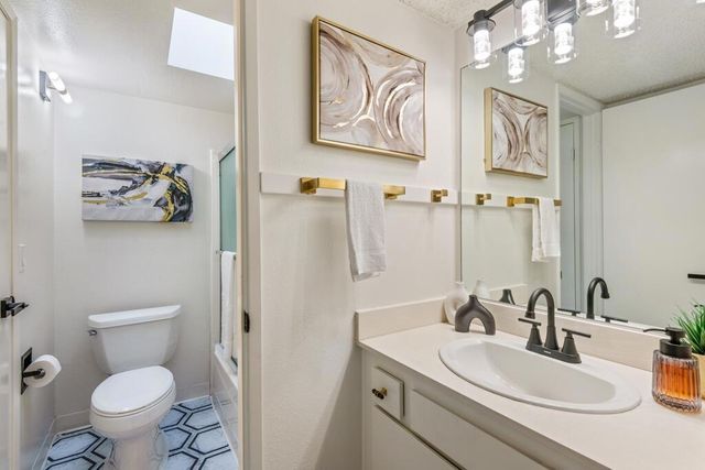 5300 E Waverly Drive M4115, Palm Springs, CA 92264