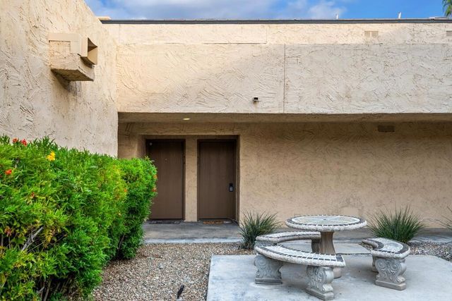 5300 E Waverly Drive M4115, Palm Springs, CA 92264