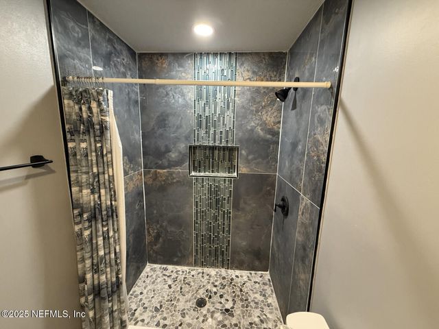 125 CYPRESS Drive, East Palatka, FL 32131