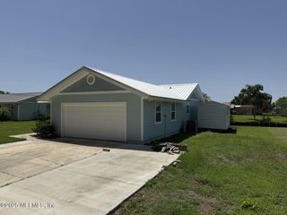 125 CYPRESS Drive, East Palatka, FL 32131