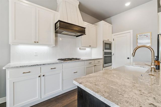 906 Mount Irving Way, Norman, OK 73071