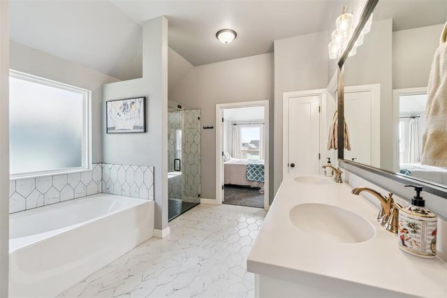 906 Mount Irving Way, Norman, OK 73071