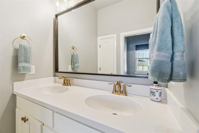 906 Mount Irving Way, Norman, OK 73071