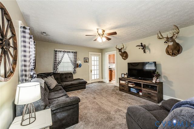 2901 New Kent Hwy, Quinton, VA 23141