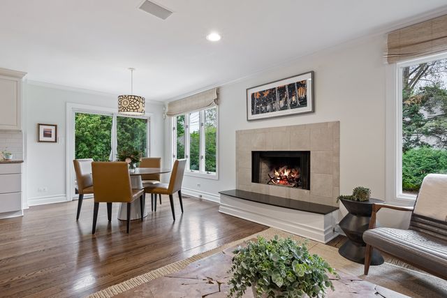 1923 Greenwood Avenue, Wilmette, IL 60091