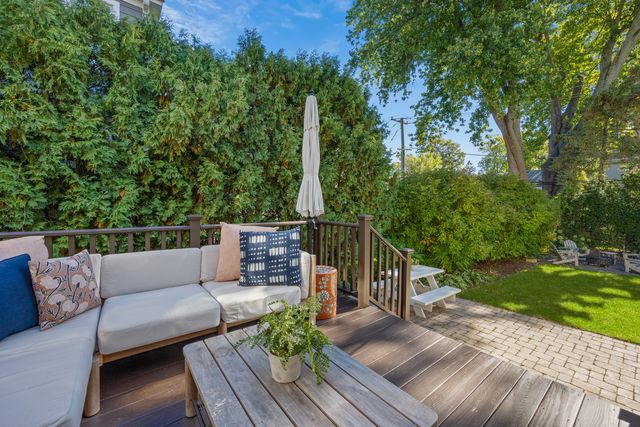 1923 Greenwood Avenue, Wilmette, IL 60091