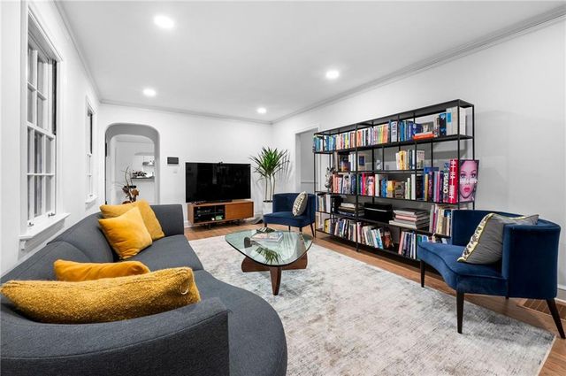 2058 Lyle Avenue, College Park, GA 30337