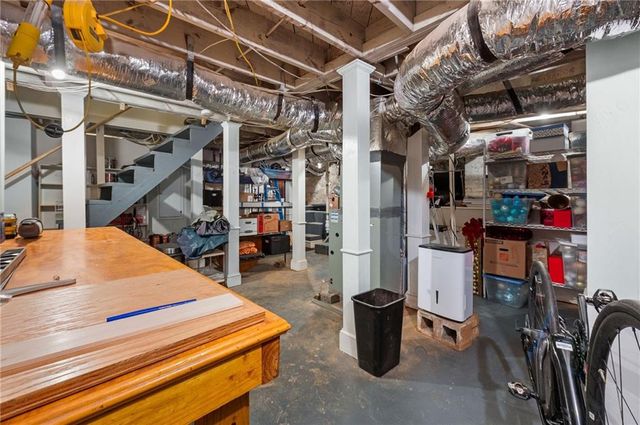 2058 Lyle Avenue, College Park, GA 30337