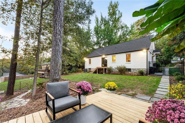 2058 Lyle Avenue, College Park, GA 30337