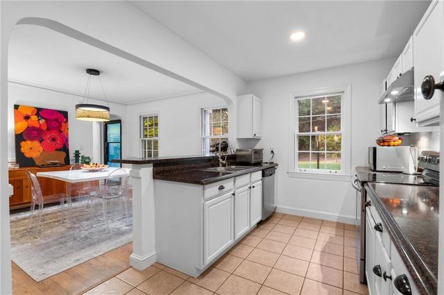 2058 Lyle Avenue, College Park, GA 30337