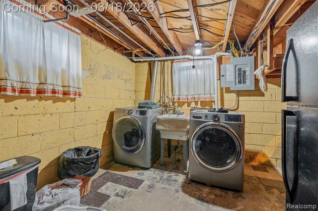 13565 Arnold, Redford, MI 48239