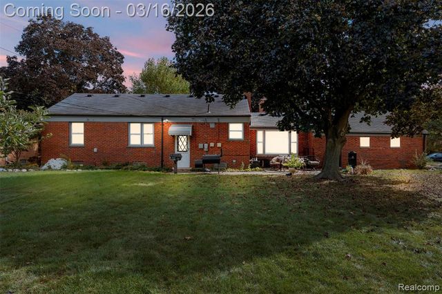 13565 Arnold, Redford, MI 48239