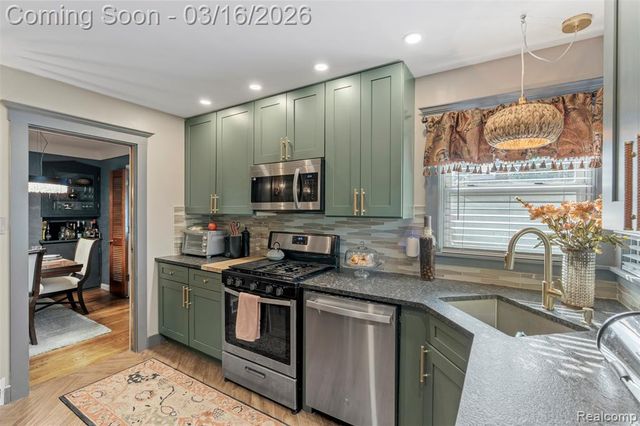 13565 Arnold, Redford, MI 48239