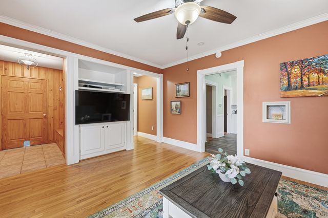 10 Brady Avenue, Salem, NH 03079